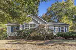 featured image of 50 Charterhouse Ave