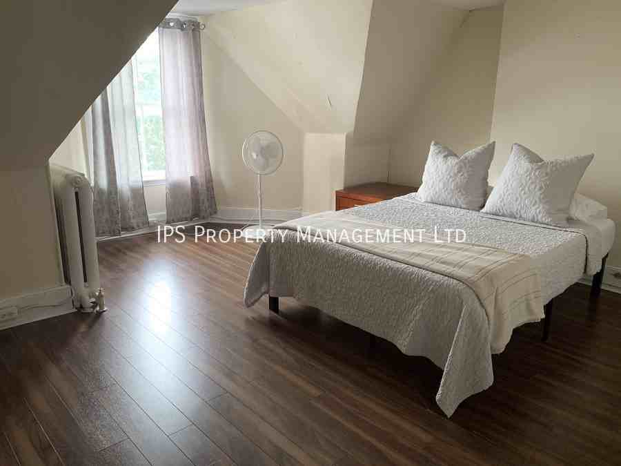 114 Bridge St E - Photo 7 of 14