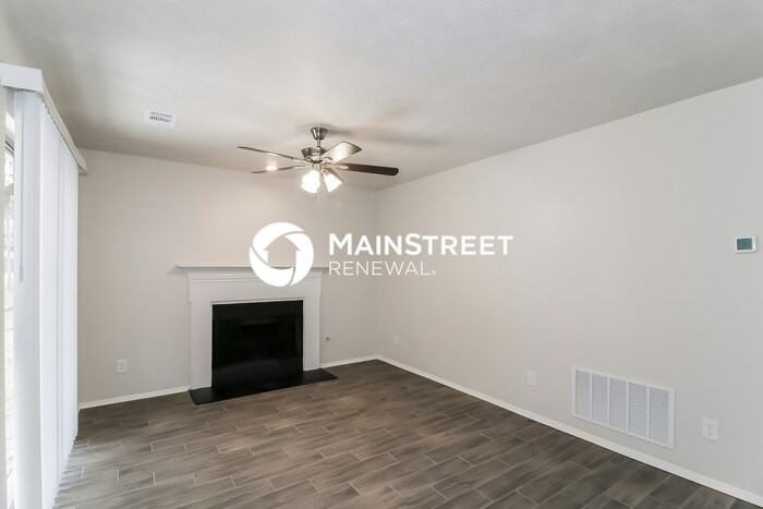 2450 Northmill Lane - Photo 4 of 18