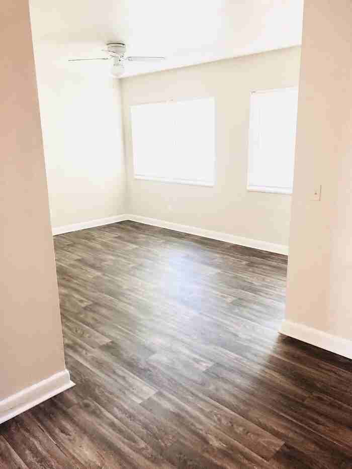 1744 Lyle Ave #3 - Photo 6 of 23