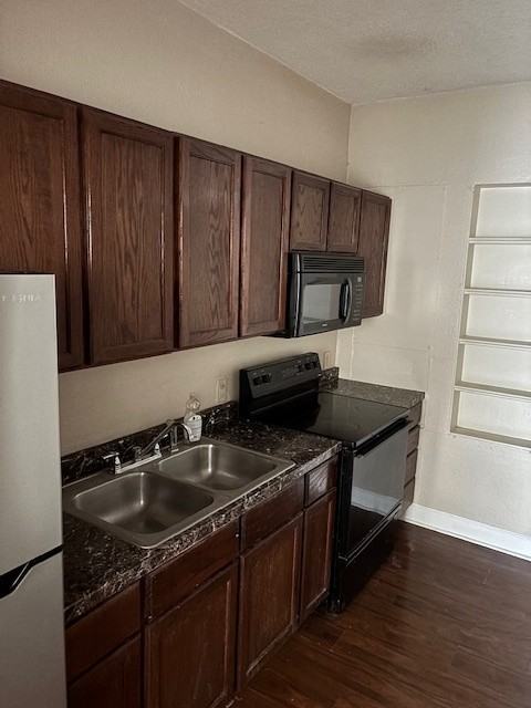 306 Perkins St - Photo 5 of 9