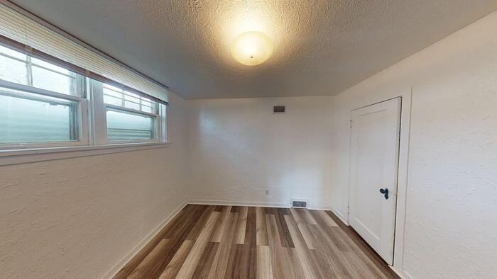 604 E Avenue F #HALF - Photo 7 of 13