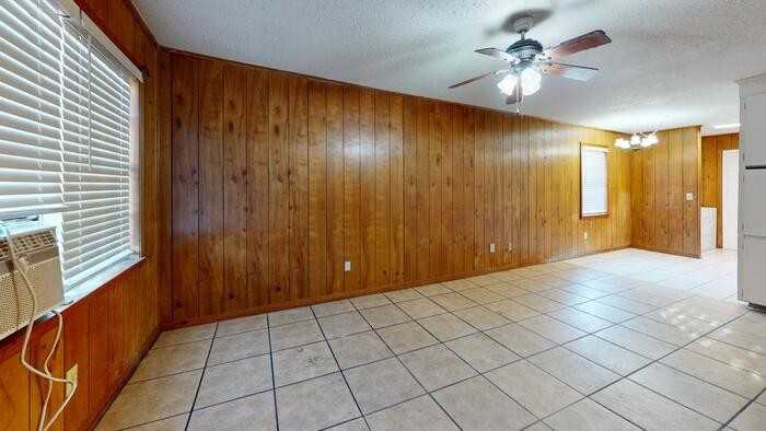 923 Bremen Ave #A - Photo 2 of 10