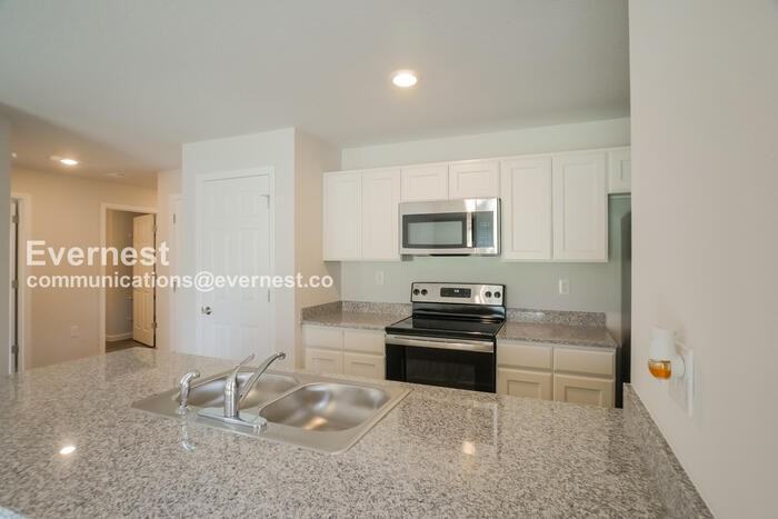 12 Post Oak Ln - Photo 4 of 20