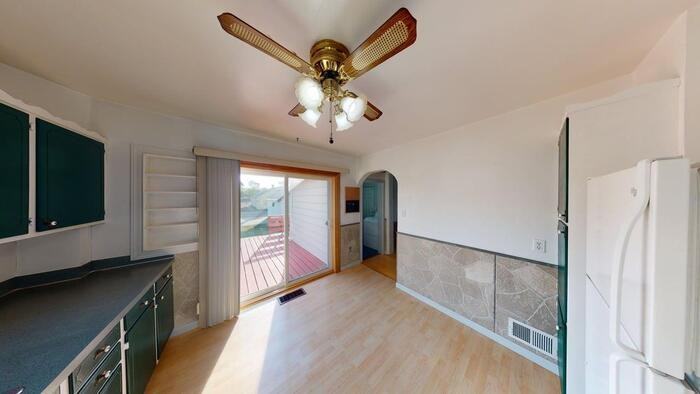 311 N 12th St - Photo 3 of 29