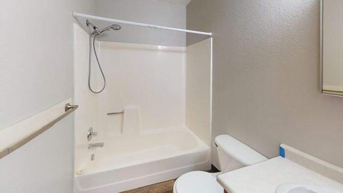 1508 E Thayer Ave #7 - Photo 4 of 9