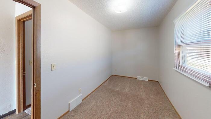 1508 E Thayer Ave #7 - Photo 5 of 9