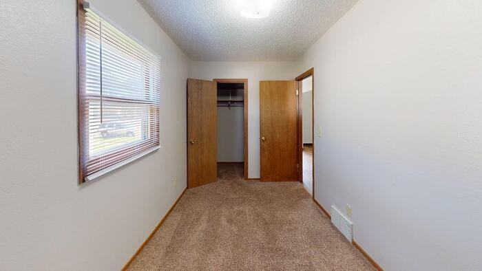 1508 E Thayer Ave #7 - Photo 6 of 9