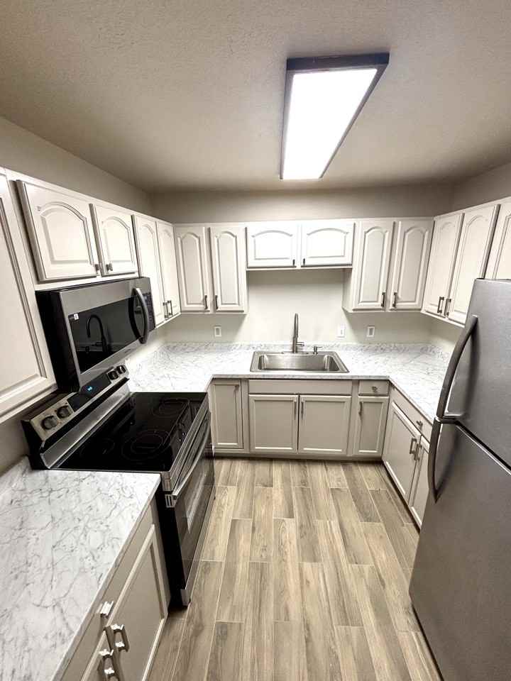 712 Northeast 26th Street #712 - Photo 2 of 15