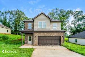 featured image of 44 Maple Leaf Dr