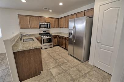 1305 W Vuelta Arvizu - Photo 7 of 14