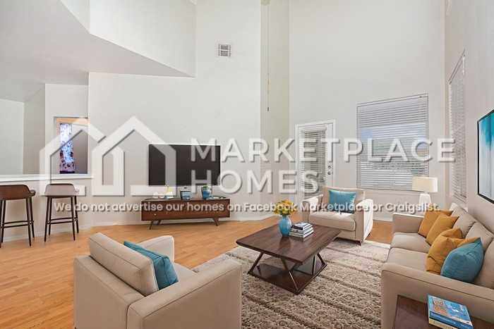 10329 Nantucket Dr - Photo 3 of 23