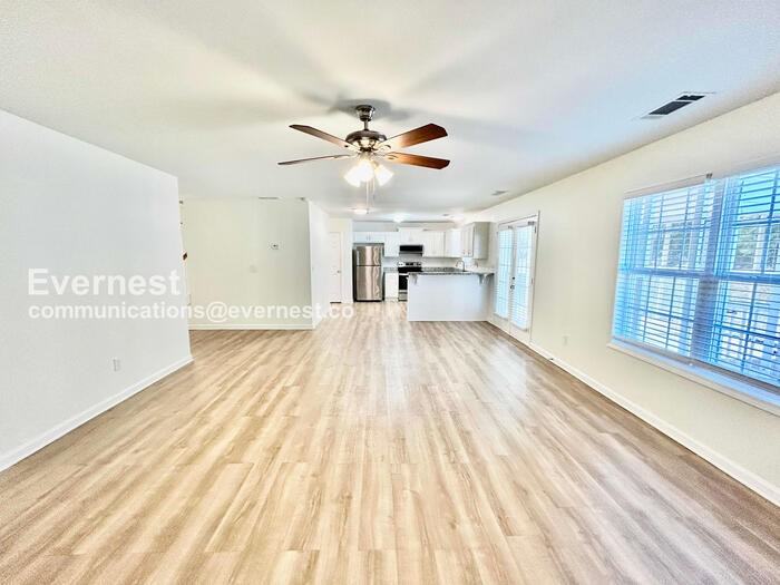 158 Shadowbrooke Circle - Photo 4 of 26