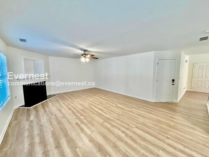 158 Shadowbrooke Circle - Photo 5 of 26