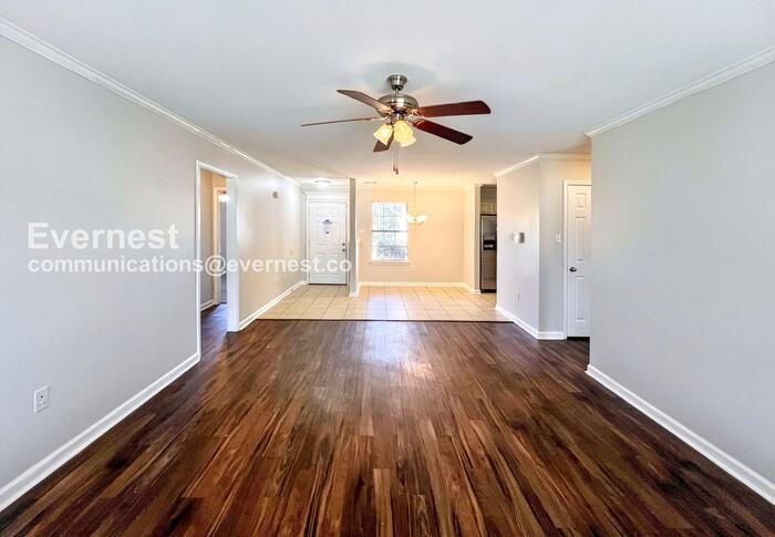 13812 Hickory Glen Dr - Photo 3 of 18