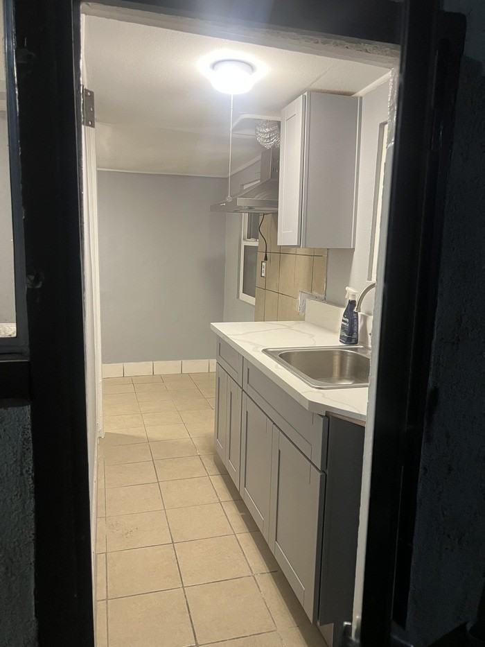 8818 Bandera Street - Photo 5 of 7