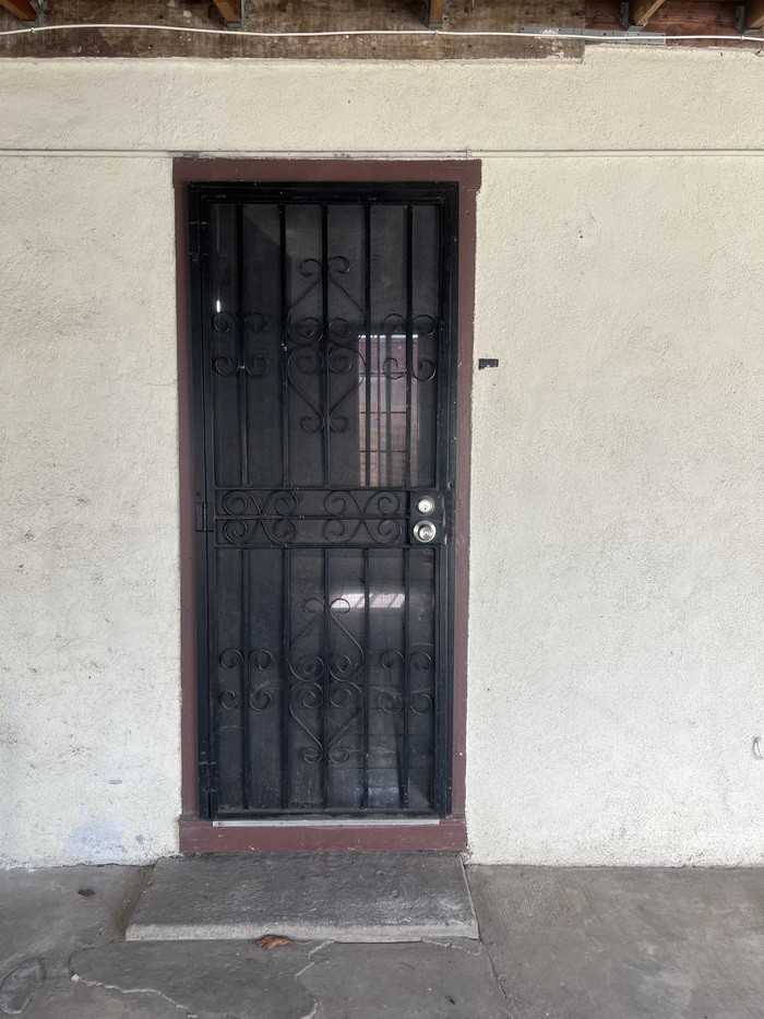 8818 Bandera Street - Photo 7 of 7