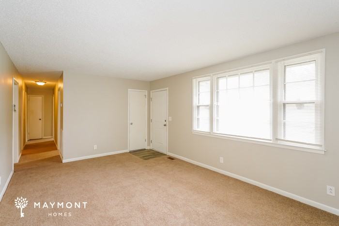 3935 Crouch Dr - Photo 7 of 15