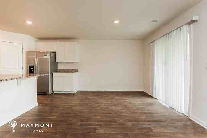 105 Clover Walk Drive - Photo 6 of 12