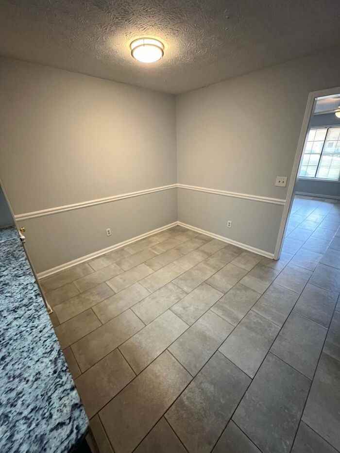 558 Whitehall Lane - Photo 6 of 13