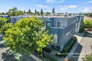 403 Harriet Ln - Photo 1 of 1