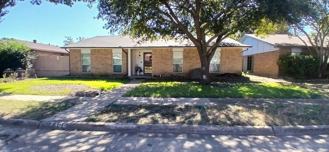 7306 Oakmore Dr - Photo 1 of 1