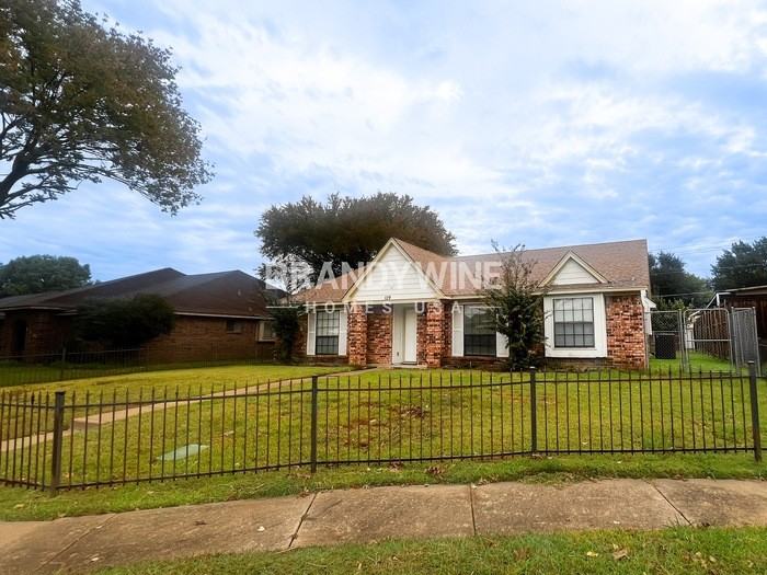 129 E Bancroft Dr - Photo 3 of 31