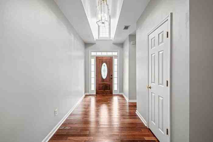 1640 Ridgemill Ter - Photo 3 of 50