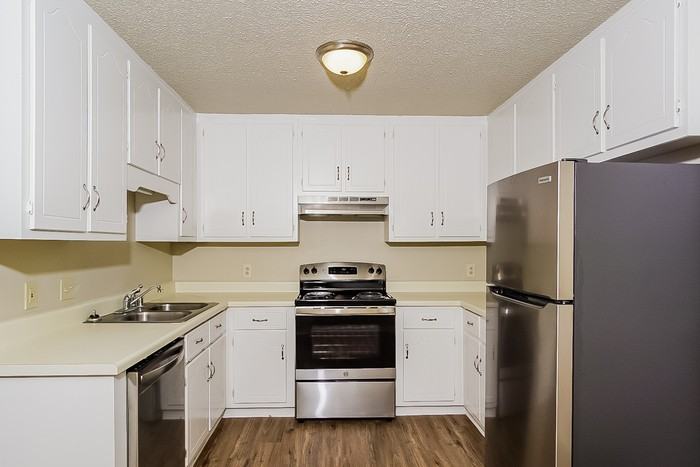 115 Amethyst Dr - Photo 6 of 13