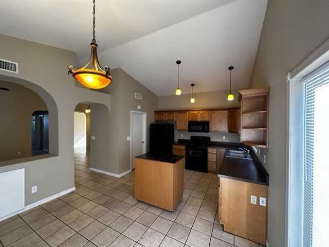 9360 N Waxwing Ct - Photo 6 of 19