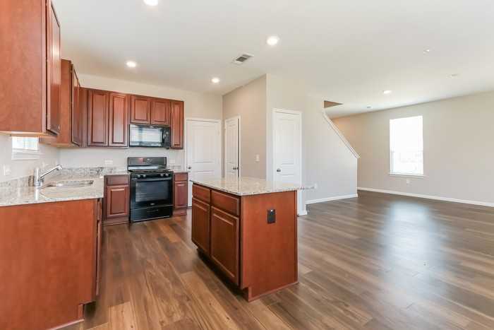 17874 Plow Horse Ln - Photo 7 of 15