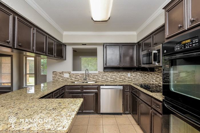 4713 Ringold Dr - Photo 7 of 12