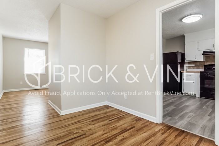 624 Old Pine Rd - Photo 5 of 17