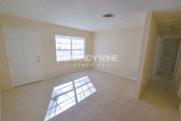 11839 129th Ave - Photo 3 of 15