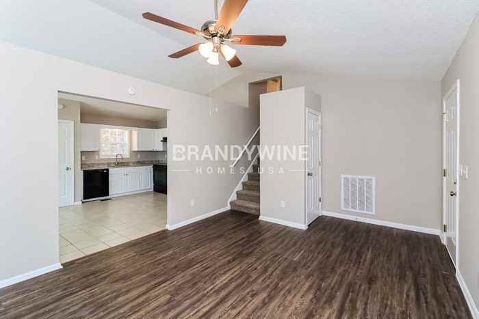 216 Remmington Court - Photo 5 of 20