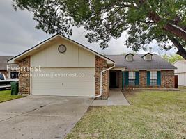 featured image of 2117 Newbury Dr