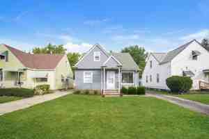 featured image of 19121 Harvard Ave