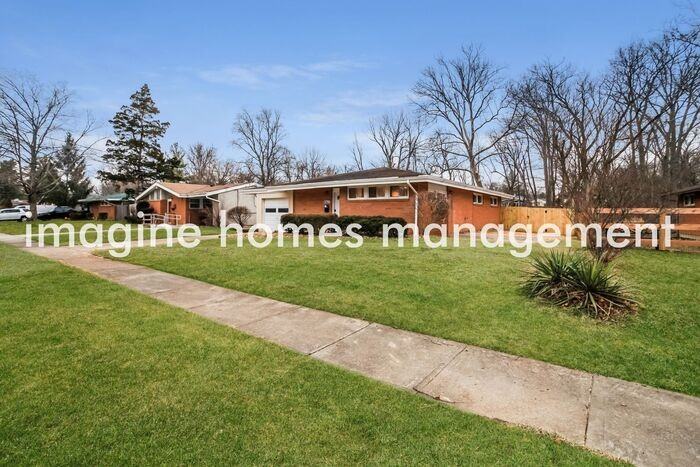 10860 Carnegie Dr - Photo 3 of 16