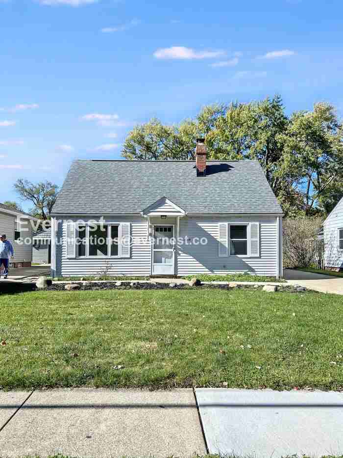 1254 Elmwood Rd