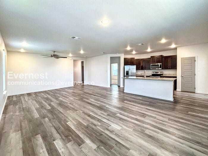 7605 Purvis Street - Photo 5 of 23