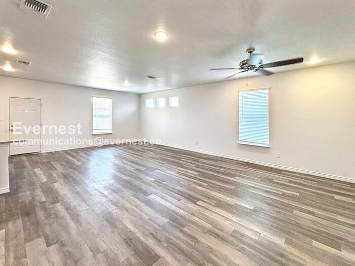 7605 Purvis Street - Photo 6 of 23