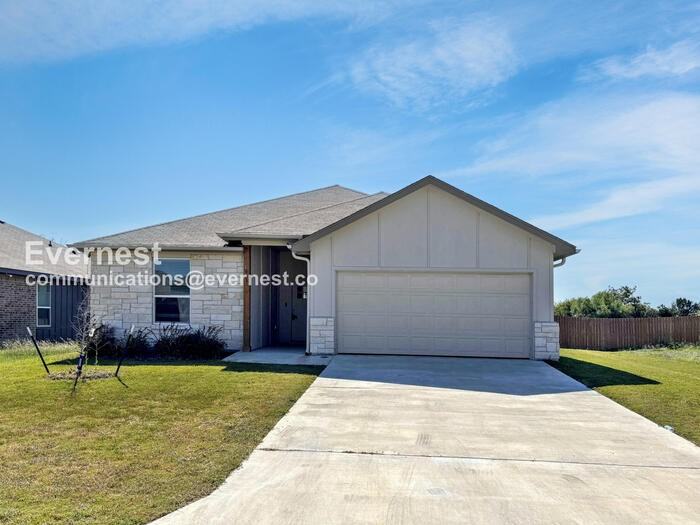 621 Old Glory Rd - Photo 2 of 21