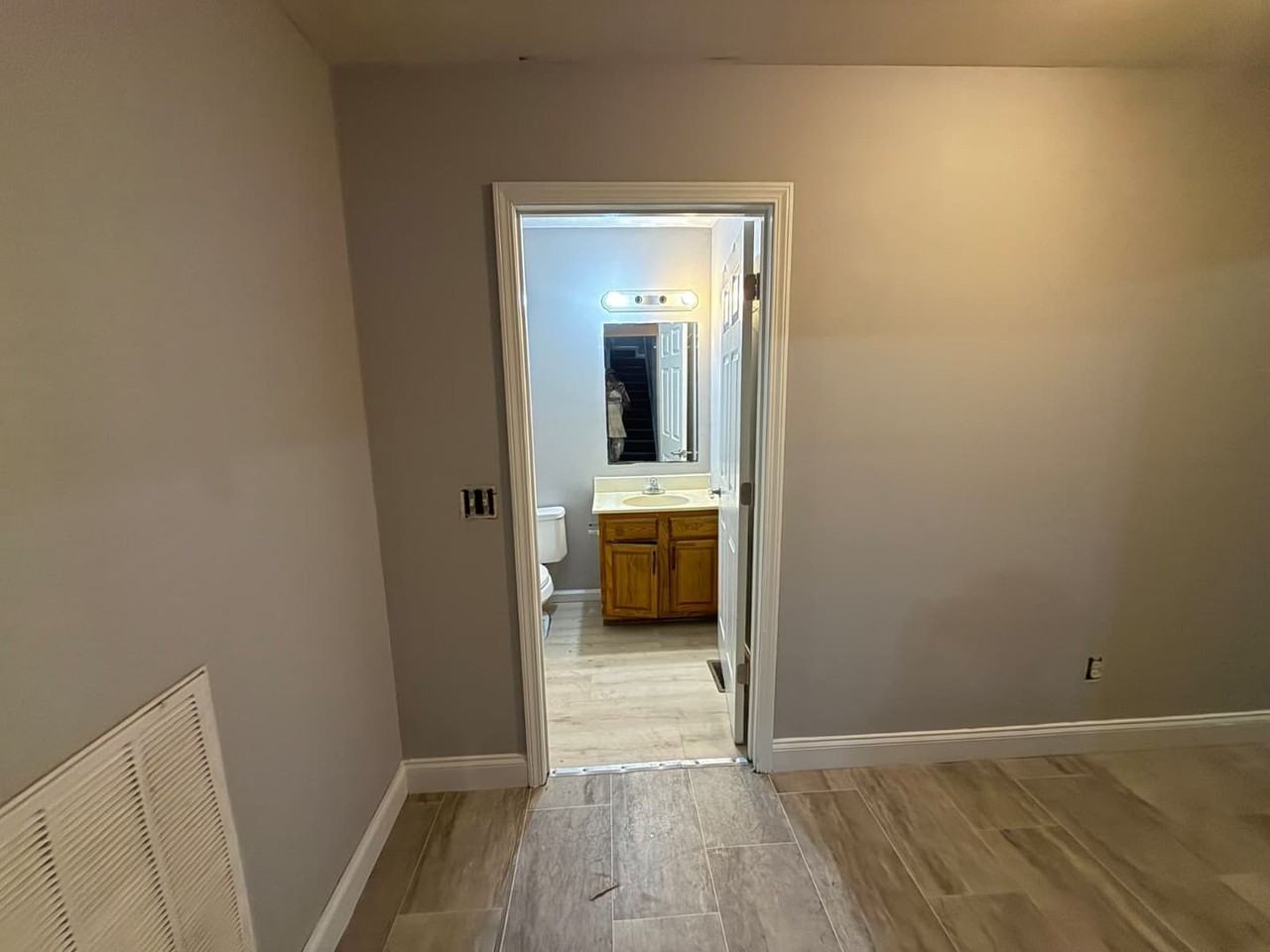 615 5th Ave E - Photo 6 of 15