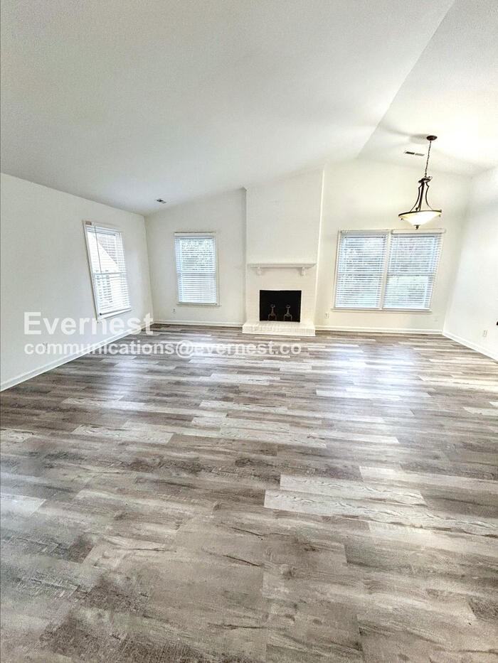 5202 Harrod Ct - Photo 5 of 21