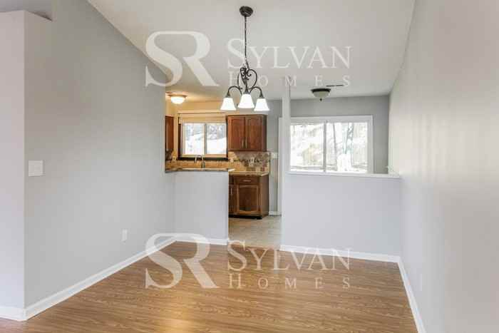 5238 Stafford Dr Nw - Photo 5 of 16