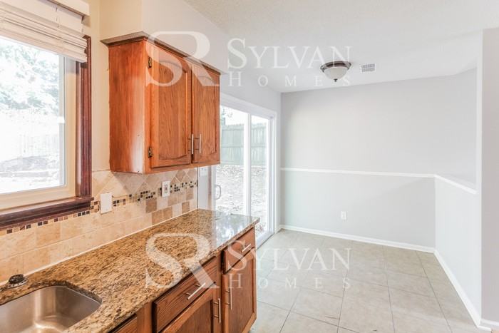 5238 Stafford Dr Nw - Photo 7 of 16