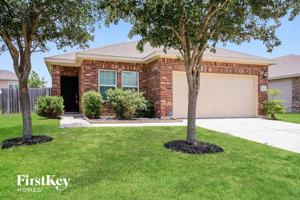 featured image of 3811 Hunters Trl