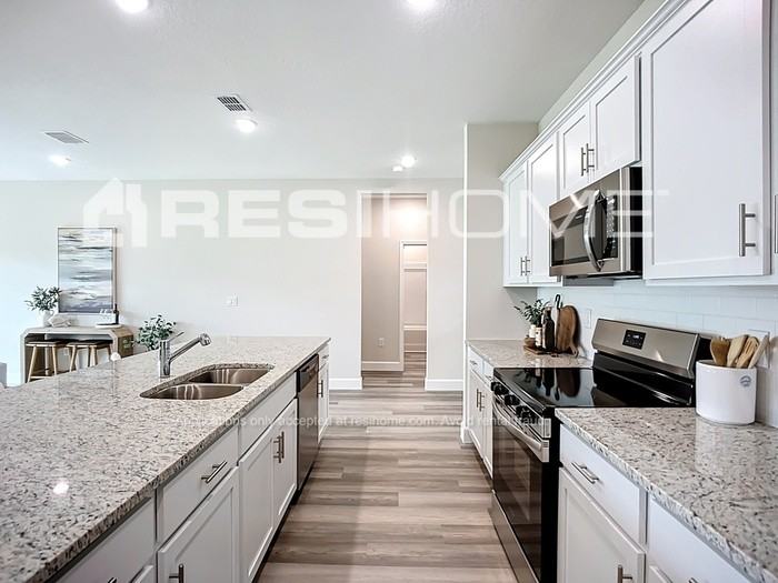 1770 S Biscayne Dr - Photo 3 of 23