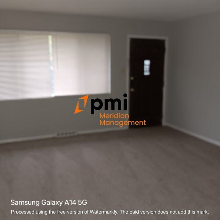 2209 North Elizabeth Street - Photo 6 of 7