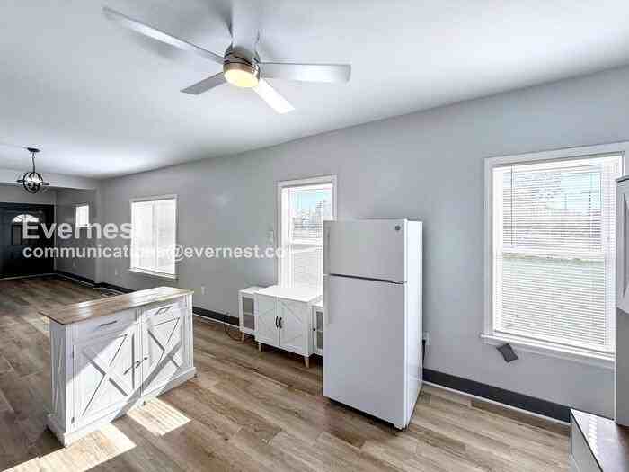 6073 Linwood St #1 - Photo 3 of 18